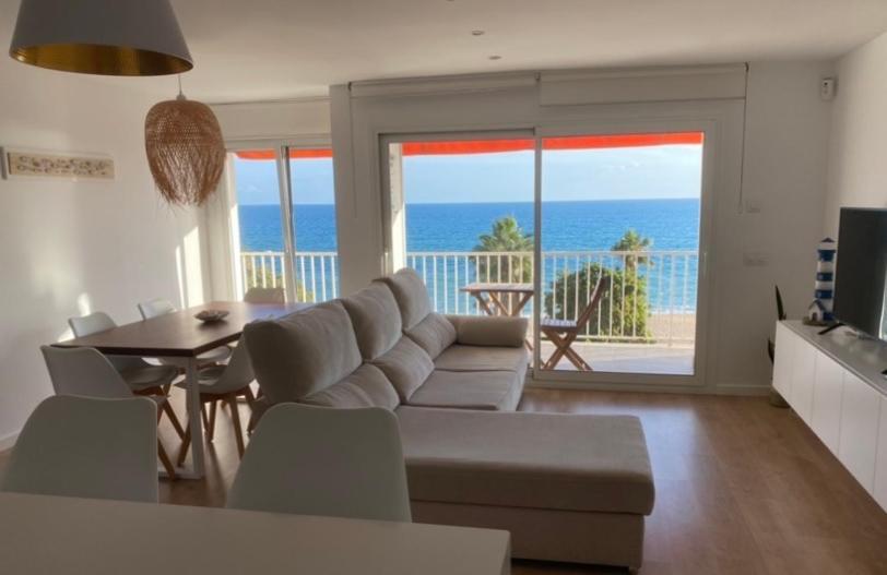 Apartamento Frente Al Mar Canet De Mar Eksteriør bilde