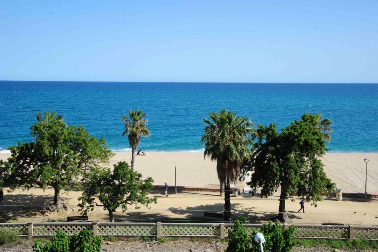 Apartamento Frente Al Mar Canet De Mar Eksteriør bilde